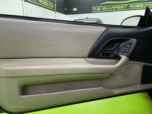 Used 2002 Chevrolet Camaro Z28 image 16