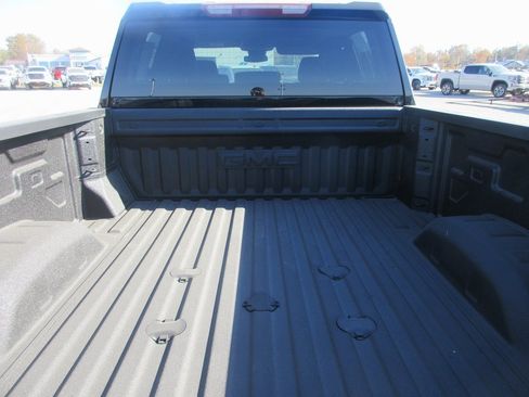 New 2026 GMC Sierra 3500 SLE image 7