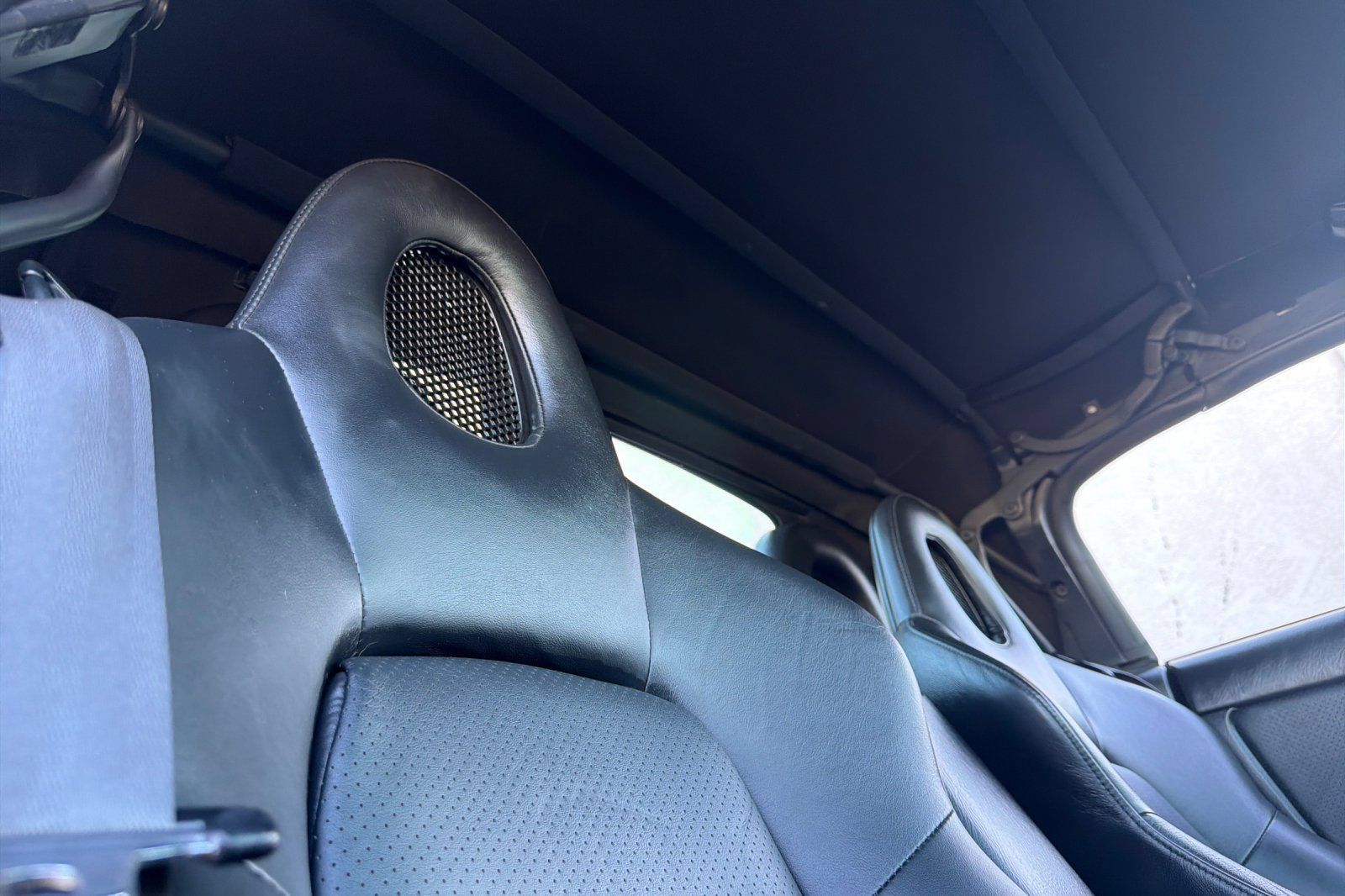 Used 2001 Honda S2000 image 19