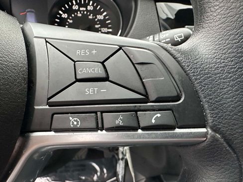Used 2020 Nissan Rogue Sport S FWD image 14