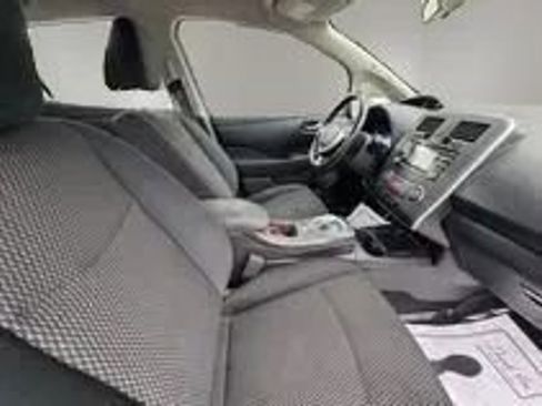 Used 2015 Nissan Leaf S w/ Charge Package FWD image 11