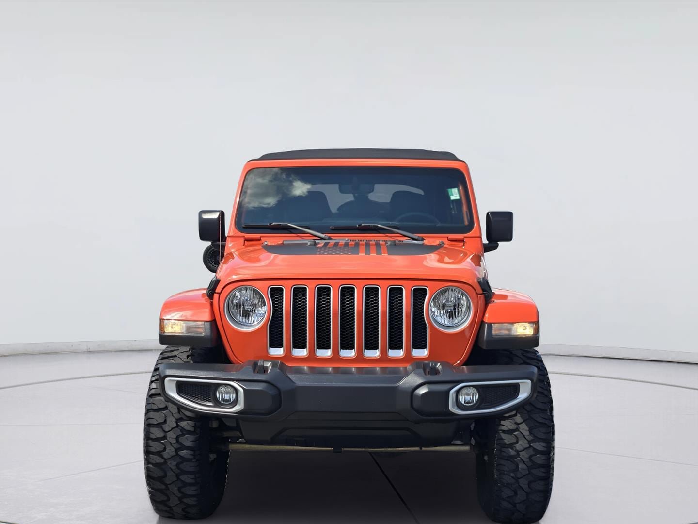 Used 2023 Jeep Wrangler Unlimited Sahara AWD/4WD image 2