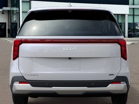 New 2026 Kia Carnival EX FWD image 14