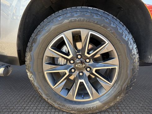 Certified 2022 Chevrolet Suburban Z71 AWD/4WD image 10
