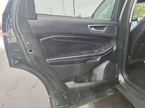 Used 2023 Ford Edge Titanium w/ Class II Trailer Tow Package image 22