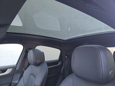 New 2026 Porsche Cayenne E-Hybrid image 12