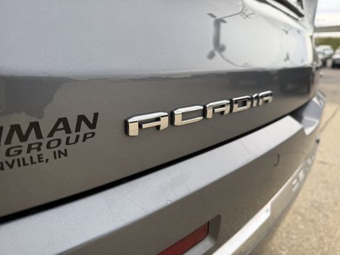 Used 2021 GMC Acadia Denali w/ Denali Technology Package image 9