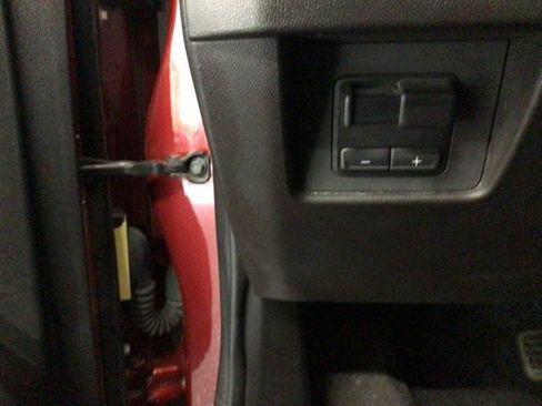 Used 2026 Chevrolet Colorado W/T w/ WT Custom Package RWD image 17