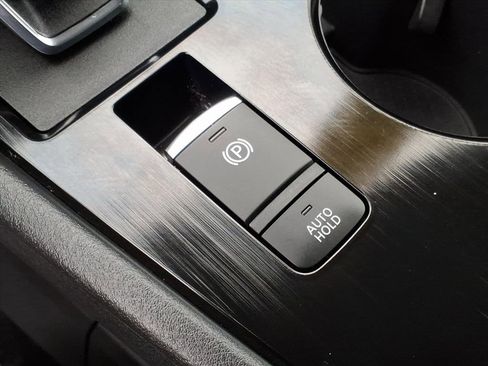 Certified 2023 Nissan Rogue S image 14