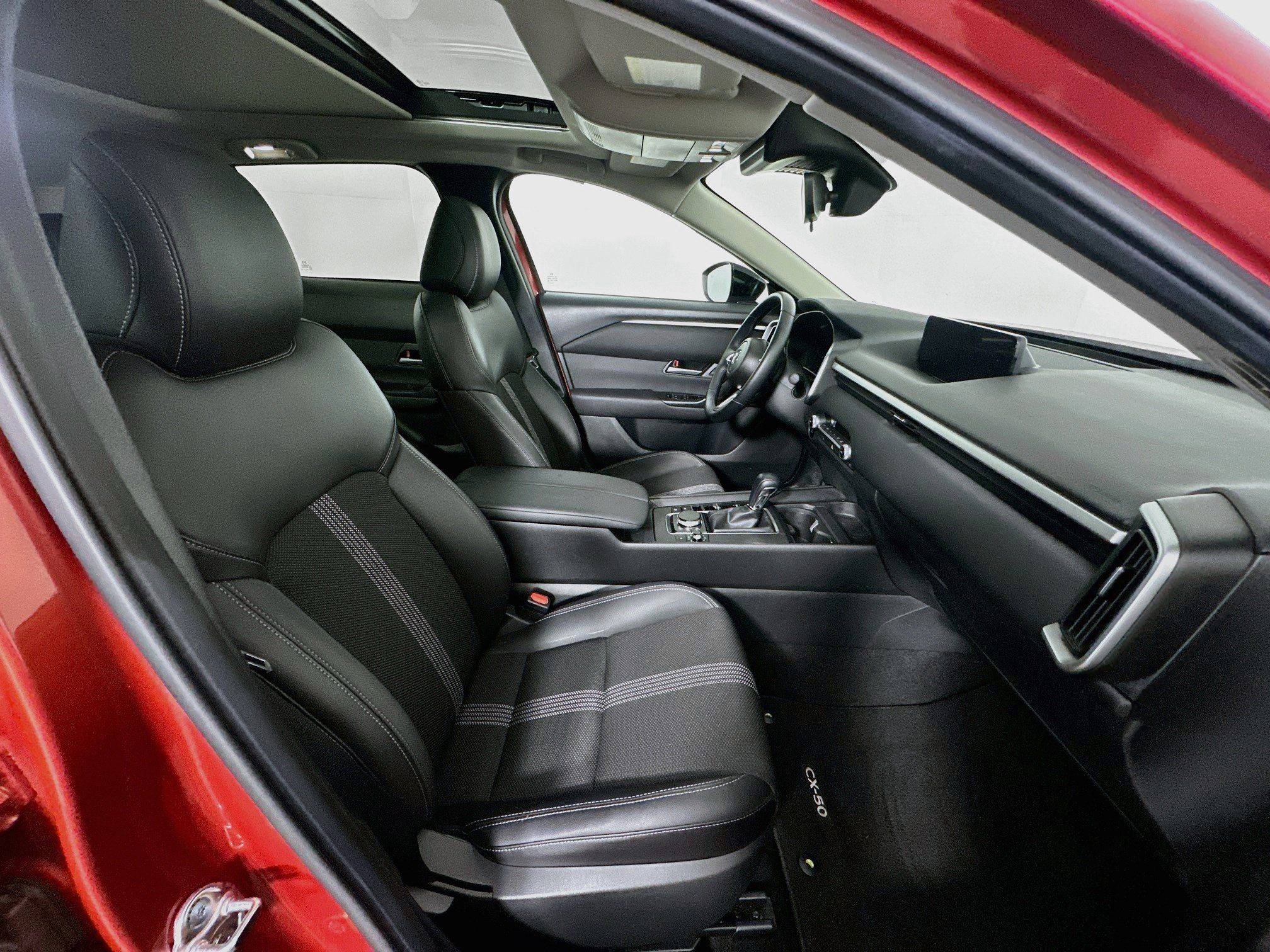 Used 2026 MAZDA CX-50 AWD 2.5 S w/ Preferred Pkg image 34