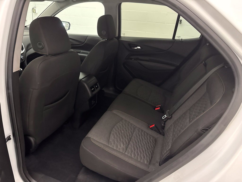 Used 2020 Chevrolet Equinox LT w/ Driver Convenience Package AWD/4WD image 35