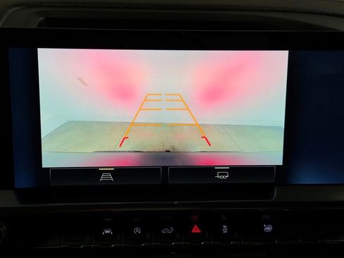 Used 2023 Chevrolet Silverado 1500 RST w/ Protection Package image 9