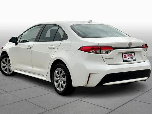 Used 2022 Toyota Corolla LE FWD image 11