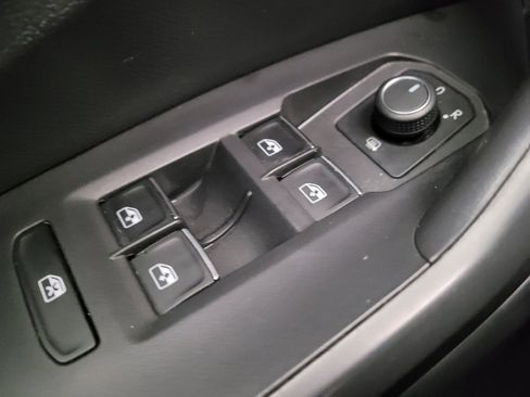 Used 2021 Volkswagen Jetta S w/ Driver Assistance Package image 27