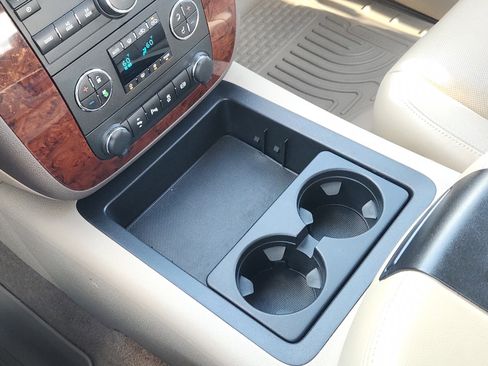 Used 2013 Chevrolet Silverado 2500 LTZ w/ LTZ Plus Package AWD/4WD image 20