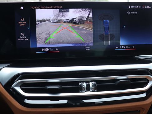 Certified 2023 BMW 330i 330i w/ Driving Assistance Package image 29