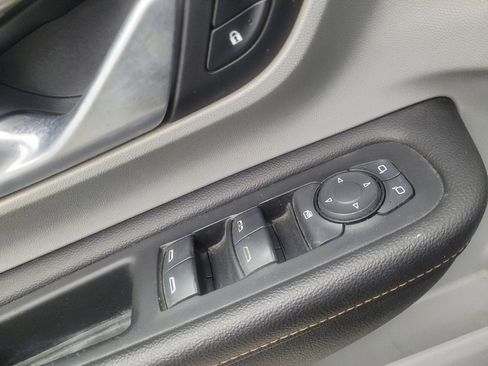 Used 2019 GMC Terrain SLT w/ Preferred Package image 27