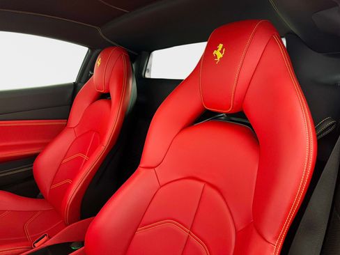 Used 2019 Ferrari 488 GTB RWD image 33