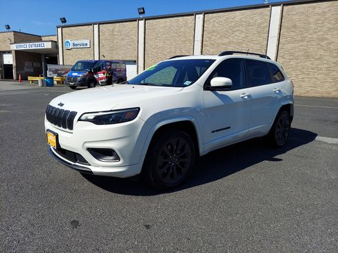 Certified 2019 Jeep Cherokee High Altitude image 3