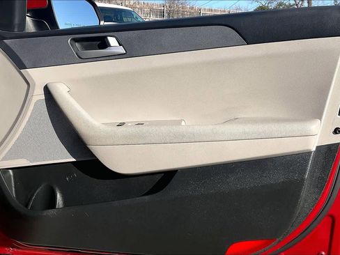 Used 2017 Hyundai Sonata SE image 22