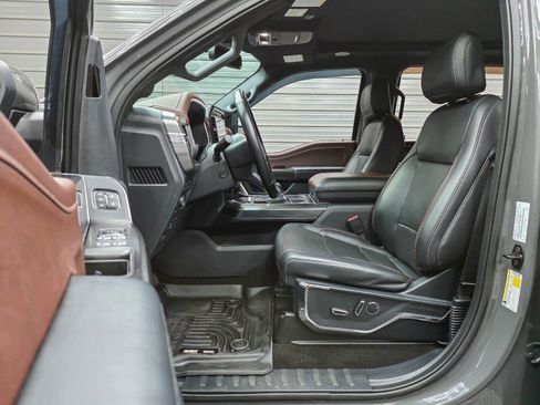 Used 2021 Ford F150 Lariat w/ Equipment Group 502A High AWD/4WD image 17