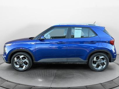 Certified 2025 Hyundai Venue SEL