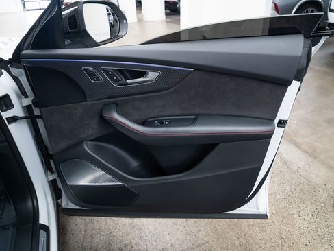 Used 2022 Audi RS Q8 image 23