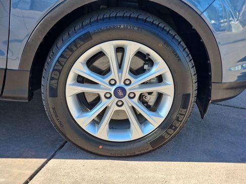 Used 2018 Ford Escape SEL image 40