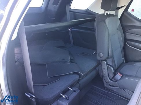 Used 2019 Chevrolet Traverse LT w/ LPO, Floor Liner Package image 18