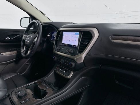 Used 2022 GMC Acadia Denali w/ Denali Technology Package FWD image 32