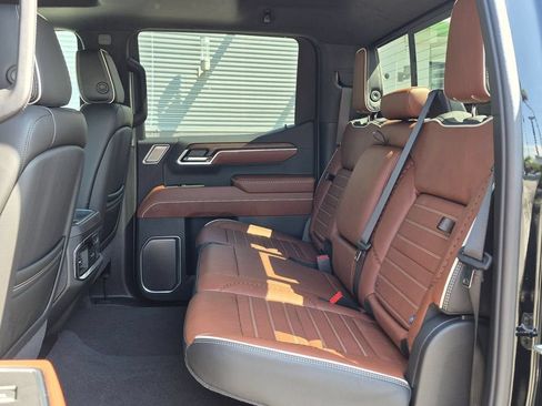 New 2026 GMC Sierra 1500 Denali Ultimate w/ LPO, Black Badging Package AWD/4WD image 22