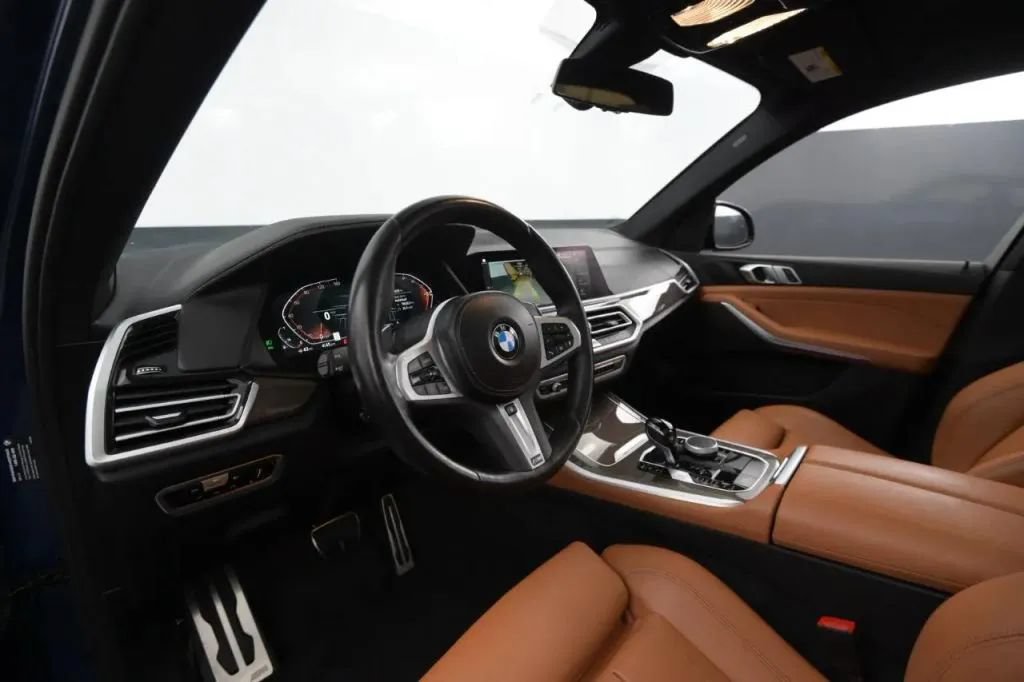Used 2022 BMW X5 xDrive40i w/ M Sport Package AWD/4WD image 40