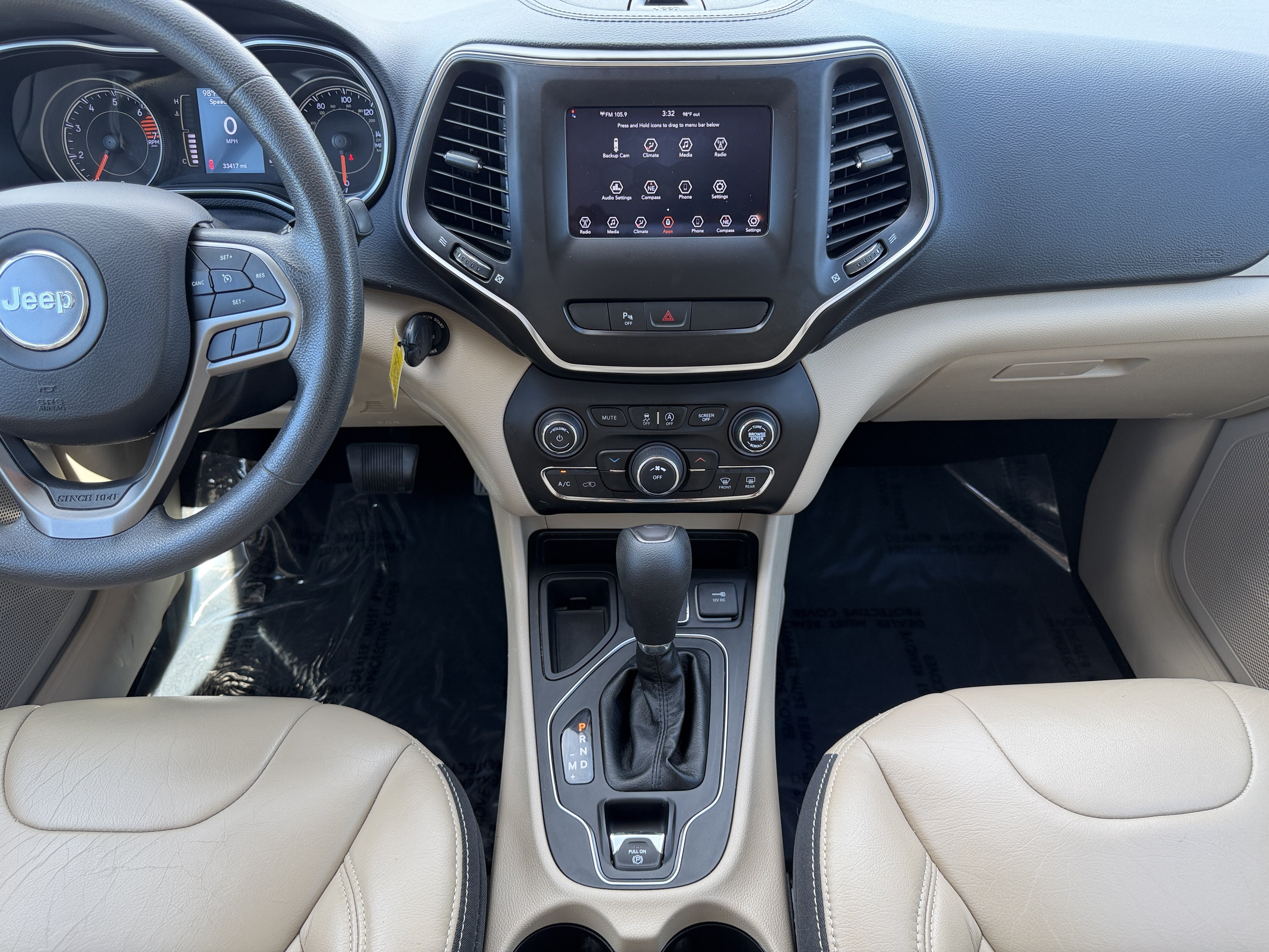 Used 2020 Jeep Cherokee Latitude FWD image 15