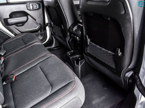 Used 2025 Jeep Wrangler Unlimited Rubicon w/ Convenience Group image 22