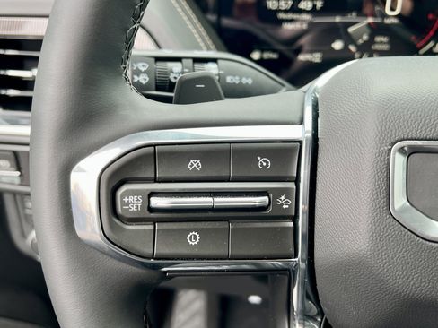 New 2026 GMC Yukon Elevation AWD/4WD image 17