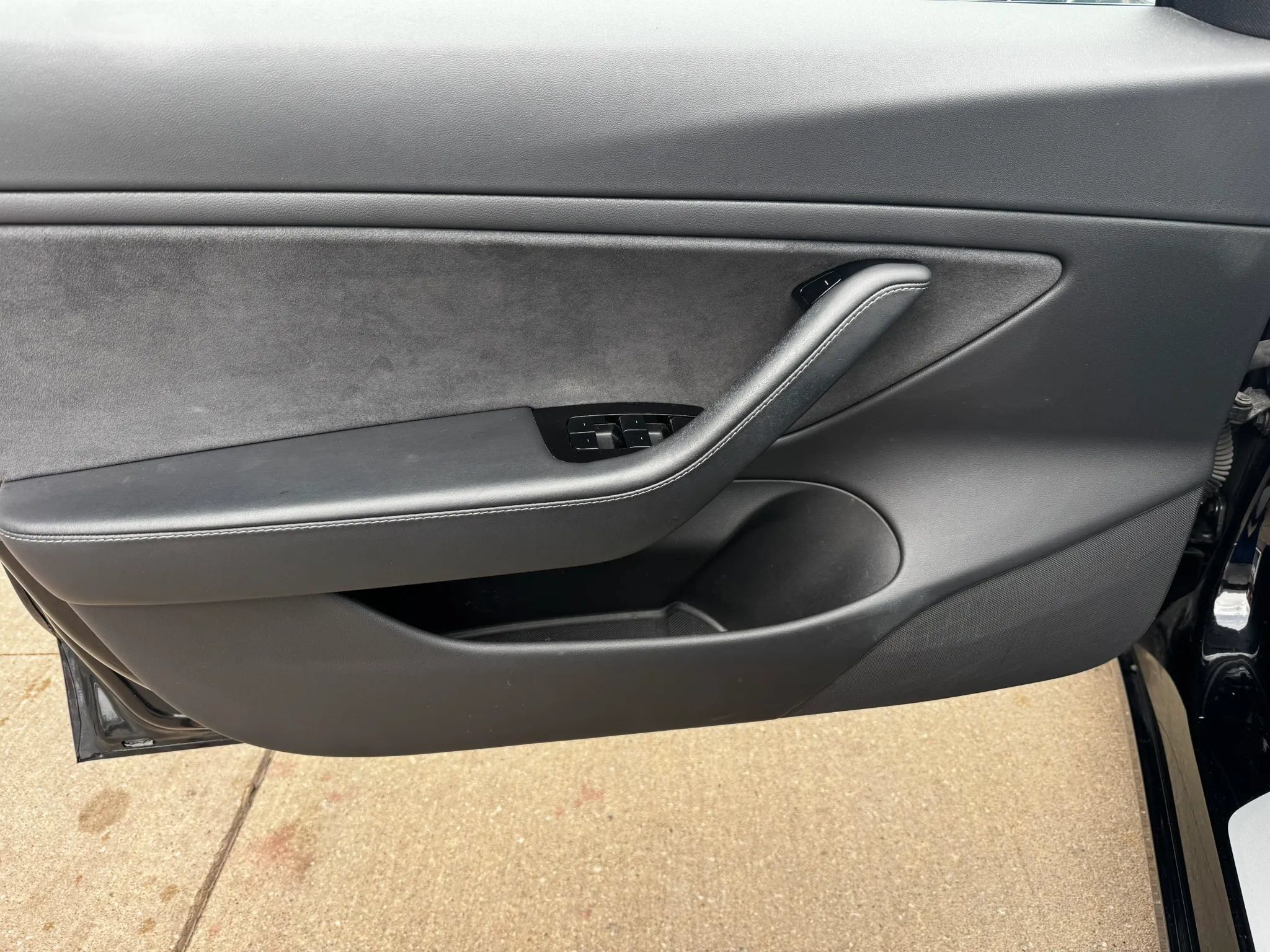 Used 2018 Tesla Model 3 Long Range AWD/4WD image 18