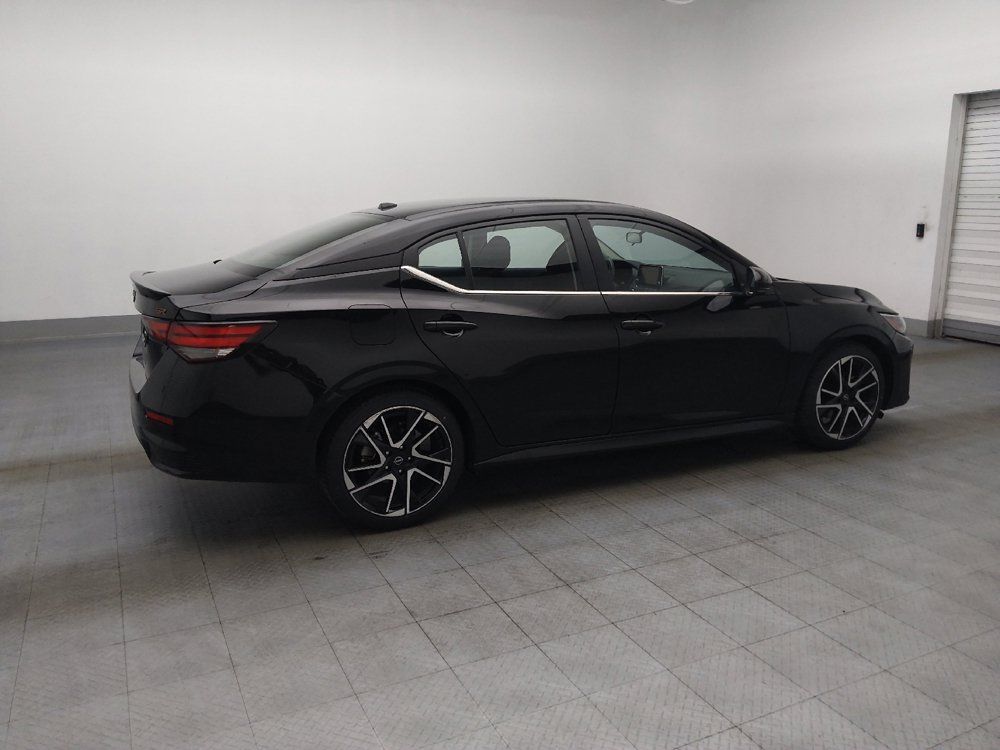 Used 2025 Nissan Sentra SR FWD image 10