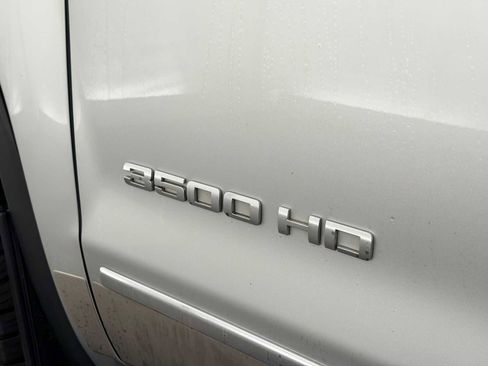 Used 2018 GMC Sierra 3500 SLT image 11