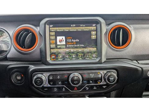 Used 2021 Jeep Gladiator Mojave image 20