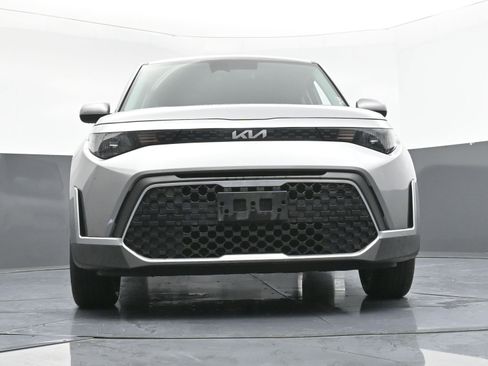 Used 2023 Kia Soul LX w/ LX Technology Package image 27