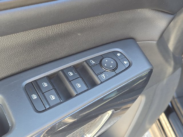 Certified 2024 Nissan Pathfinder SV FWD image 20