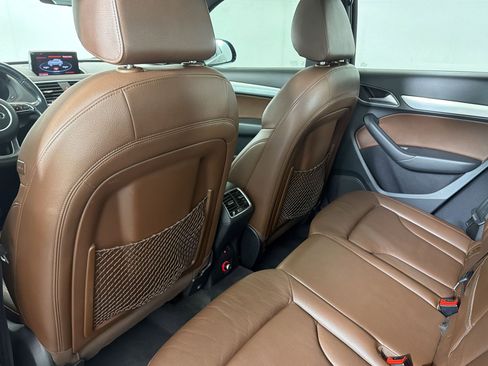 Used 2018 Audi Q3 2.0T Premium Plus w/ Premium Plus Package image 21