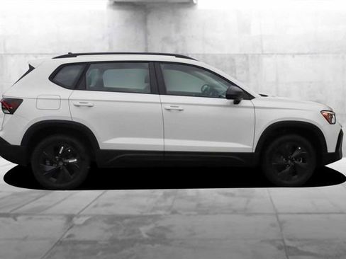 New 2026 Volkswagen Taos S image 5