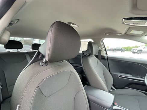 New 2026 Kia K4 FWD image 28