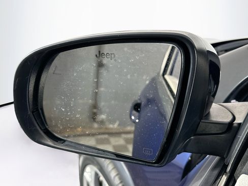 Used 2021 Jeep Compass Limited image 16