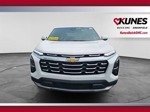 Used 2025 Chevrolet Equinox LT AWD/4WD image 12