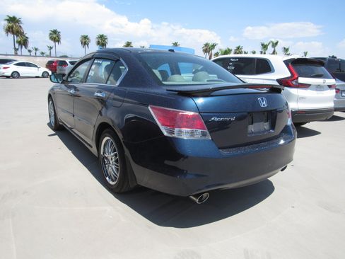 Used 2010 Honda Accord EX-L image 4