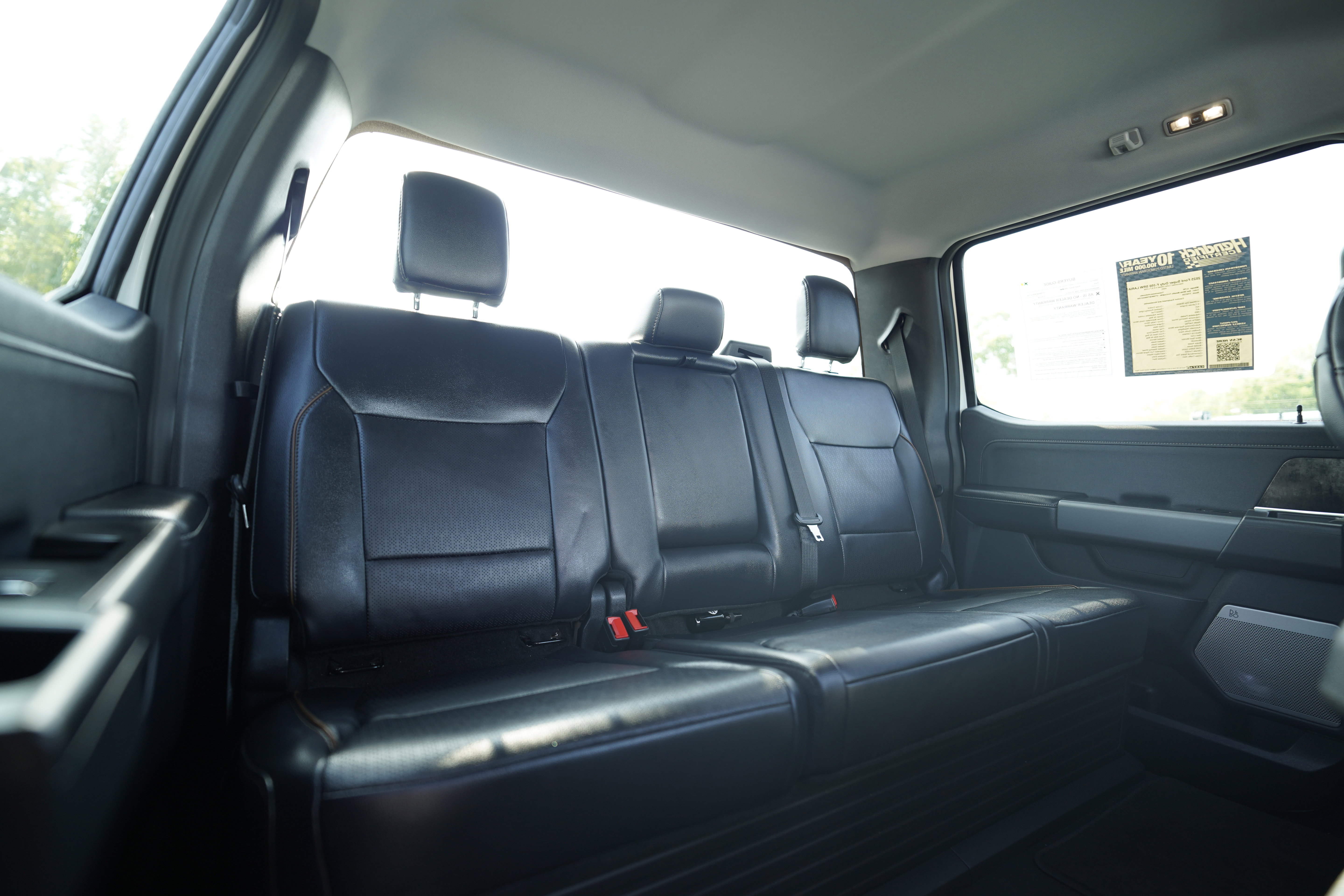 Used 2025 Ford F350 Lariat w/ Black Appearance Package AWD/4WD image 12