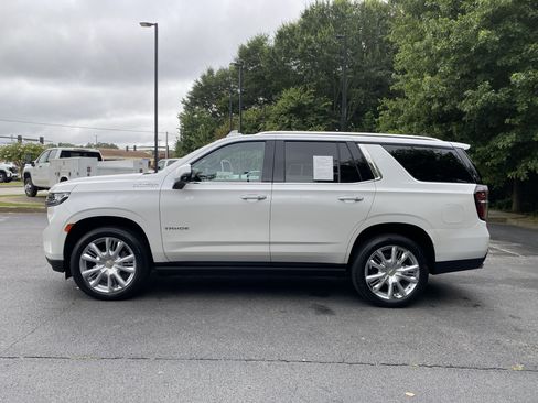 Used 2024 Chevrolet Tahoe High Country AWD/4WD image 6