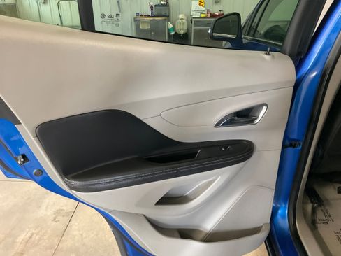 Used 2014 Buick Encore Leather image 21